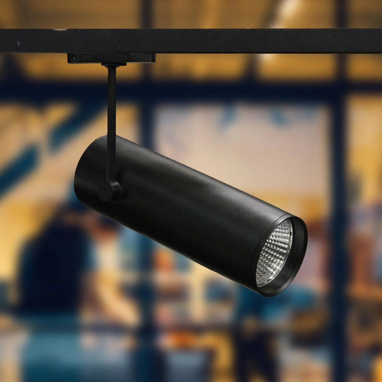 ROXX LED TRACK LIGHT