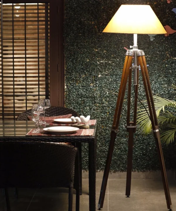 TRIPOD WOODEN AND SHADE FLOOR LAMP